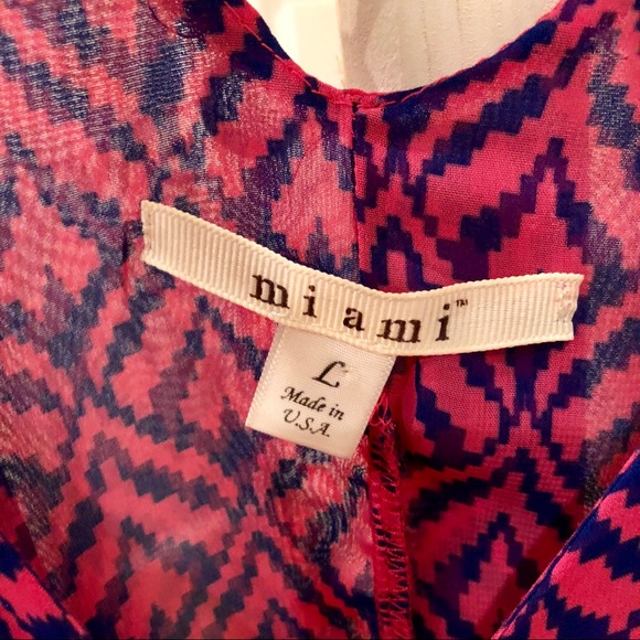 Miami pink and blue print tank top shirt - Picture 3 of 3